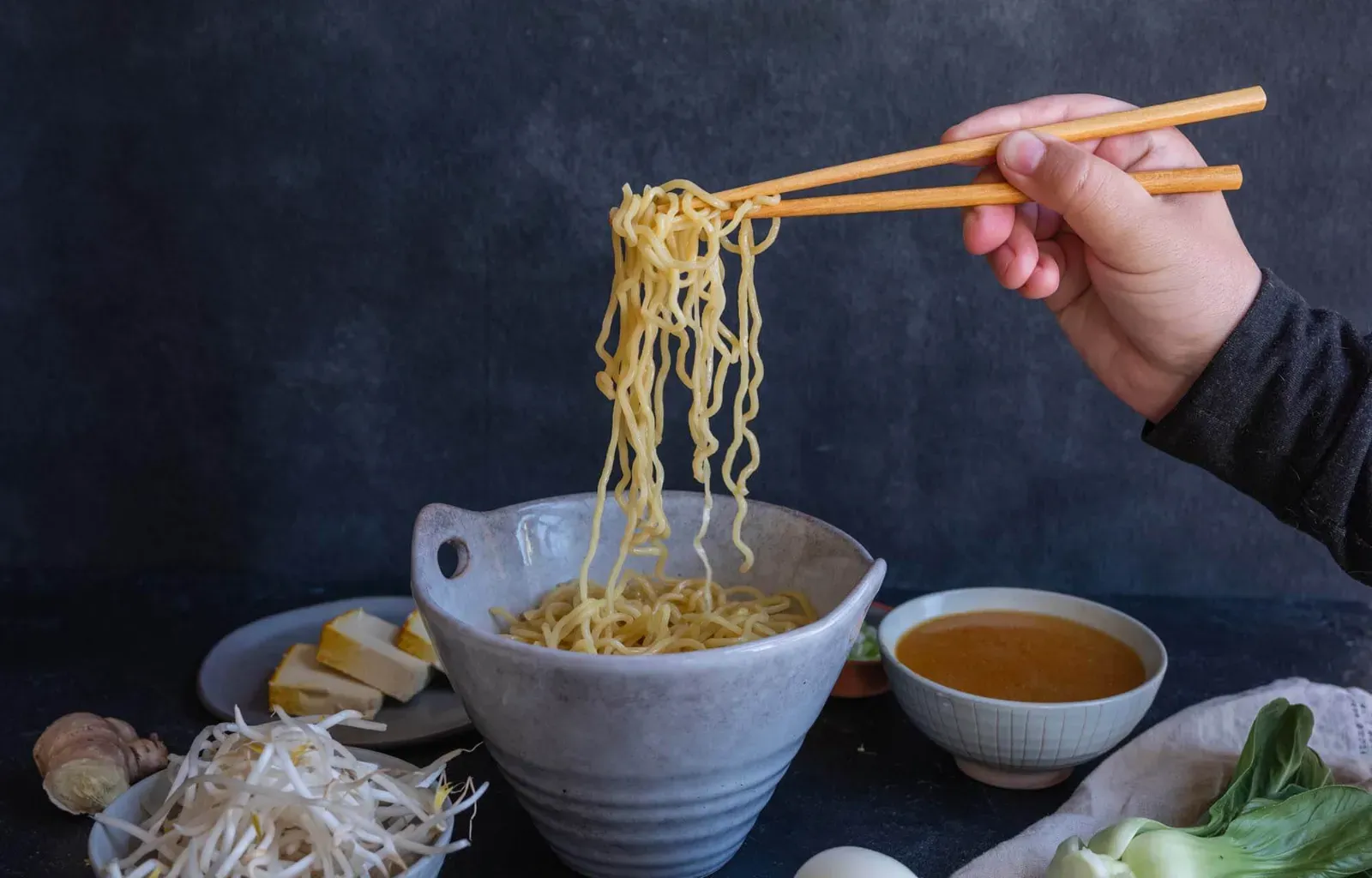 ramen eating